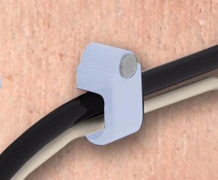 Grapa para cable plano de 4mm color transparente (100pzs) (3208-00100) 