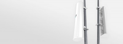 [ACC350] Antena ubiquiti sectorial blindada de 90º de cobertura (ap-5ac-90-hd)