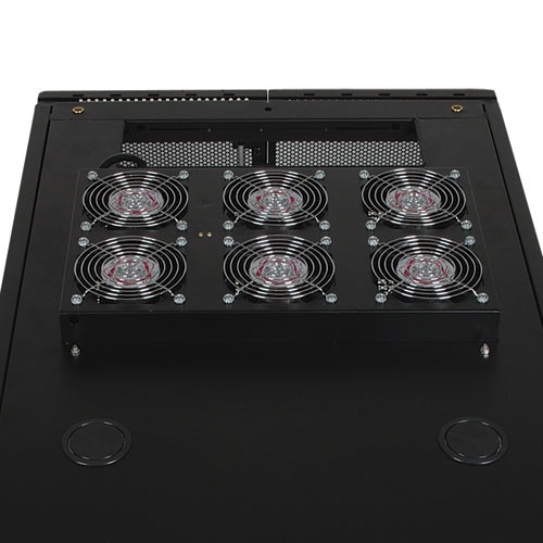 [ACC703305] Panel ventiladores tripp lite instalación techo alto rendimiento 6-120v 630 cfm clavija 5-15p